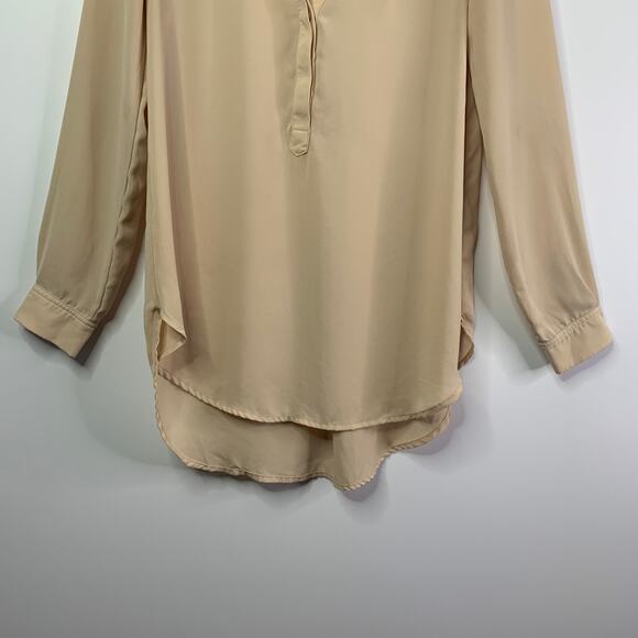 Lumiere Beige Henley Tunic Ballon Sleeves Medium Hidden Buttons Round Hem Light - Picture 3 of 11